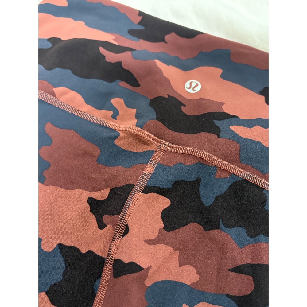 Lululemon Wunder Under HR Crop 21 Heritage 365 Camo Brier Rose Multi Size 8 - Picture 7 of 12